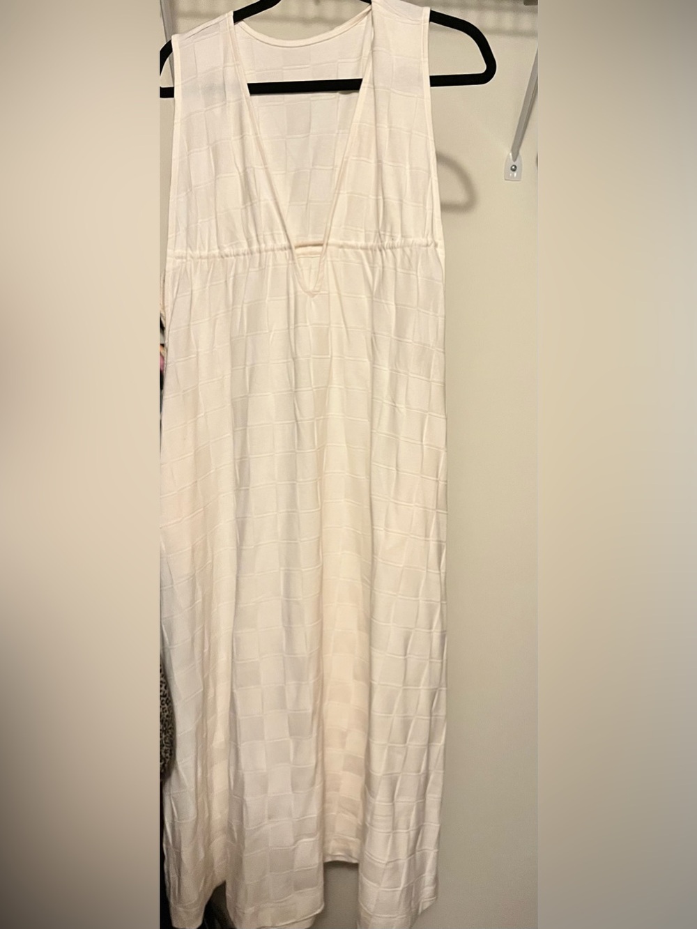 Never worn Free People cream v-neck flowy maxi dress with side rope ties XS